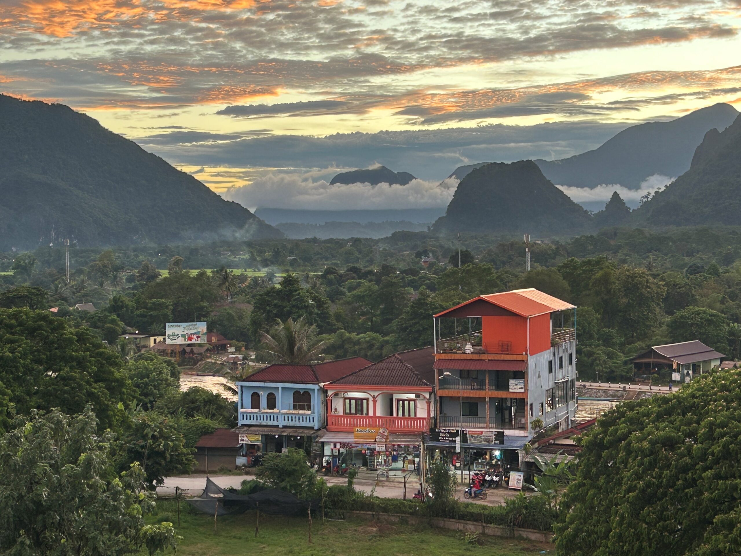 Well-Kham Guesthouse