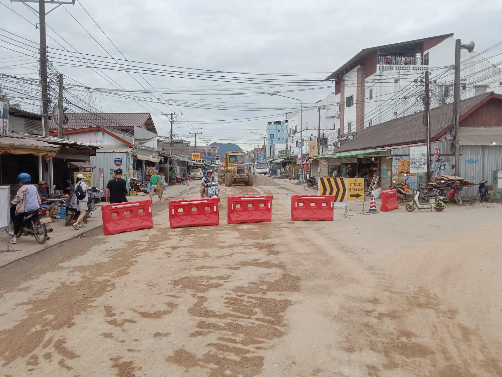 The Vang Vieng infrastructure upgrades are scheduled to continue until January 31, 2026.